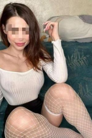 Проститутка Алиса Инди, в Питере у метро Дунайская